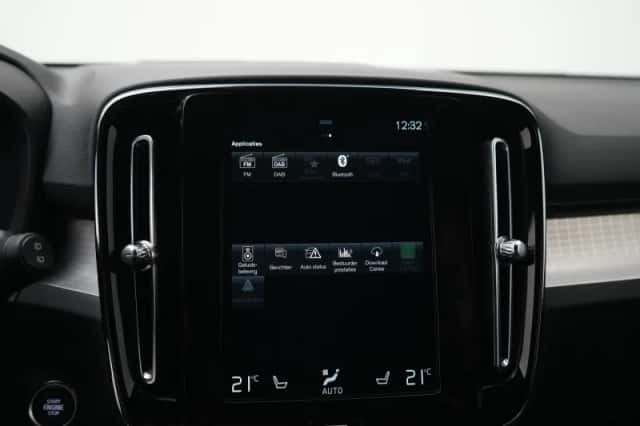 Volvo XC40 (2022) thumbnail 38
