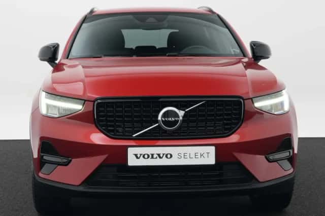 Volvo XC40 (2022) thumbnail 5