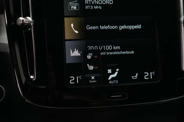 Volvo XC40 (2022) thumbnail 42