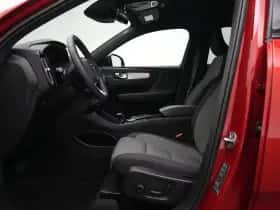 Volvo XC40 (2022) thumbnail 8