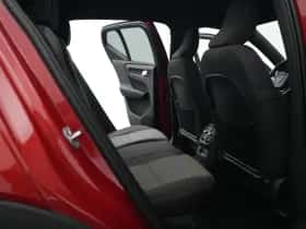 Volvo XC40 (2022) thumbnail 10