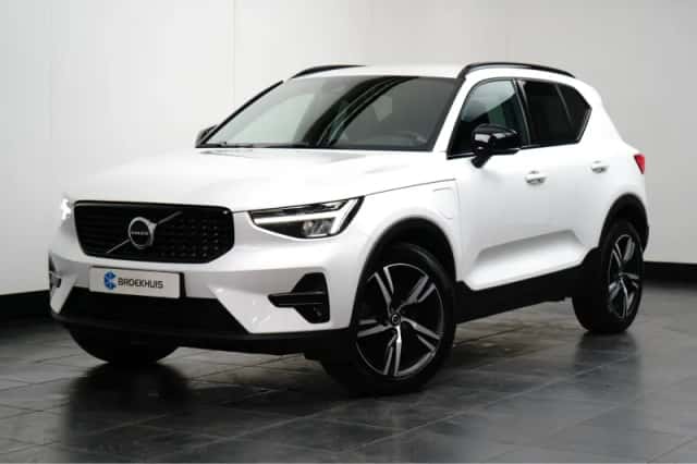Volvo XC40 (2022) thumbnail 1