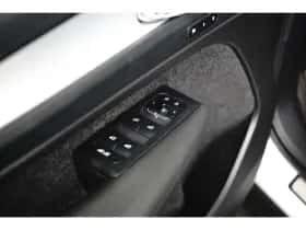 Volvo XC40 (2022) thumbnail 22