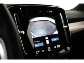 Volvo XC40 (2022) thumbnail 24