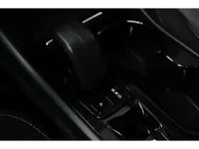 Volvo XC40 (2022) thumbnail 28