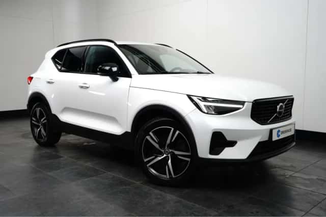 Volvo XC40 (2022) thumbnail 4