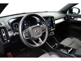 Volvo XC40 (2022) thumbnail 7