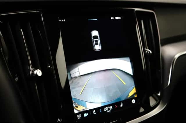 Volvo V60 (2022) thumbnail 17