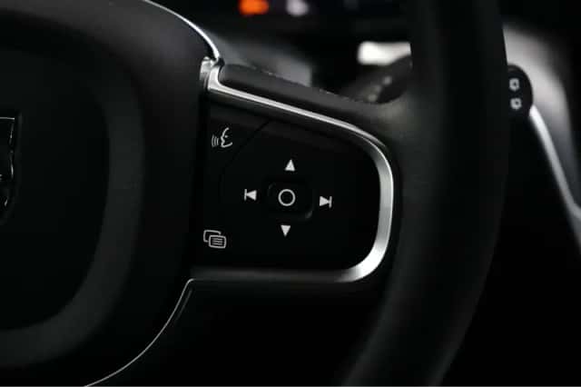 Volvo V60 (2022) thumbnail 22