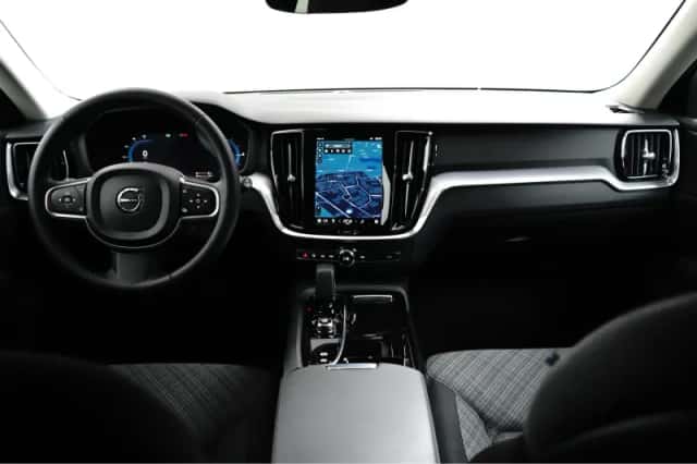 Volvo V60 (2022) thumbnail 6