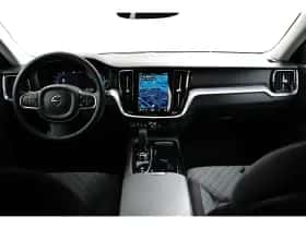 Volvo V60 (2022) thumbnail 6