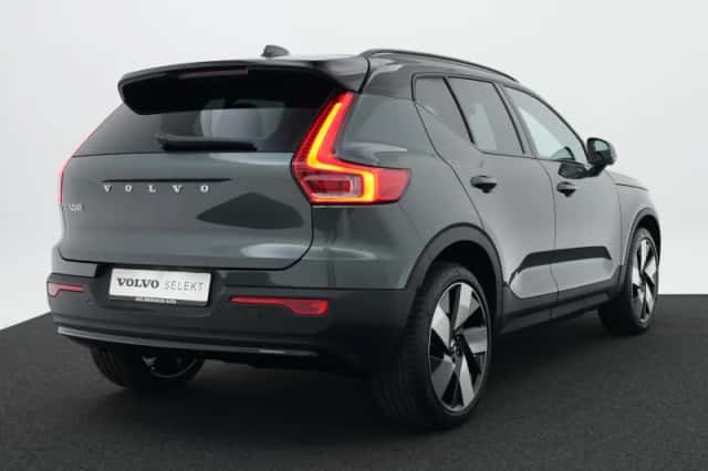 Volvo EX40 (2026) thumbnail 2