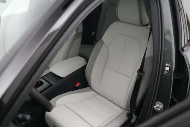 Volvo EX40 (2026) thumbnail 25