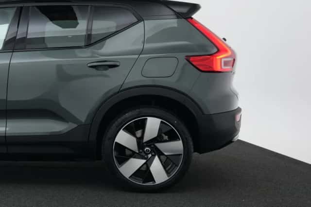 Volvo EX40 (2026) thumbnail 31