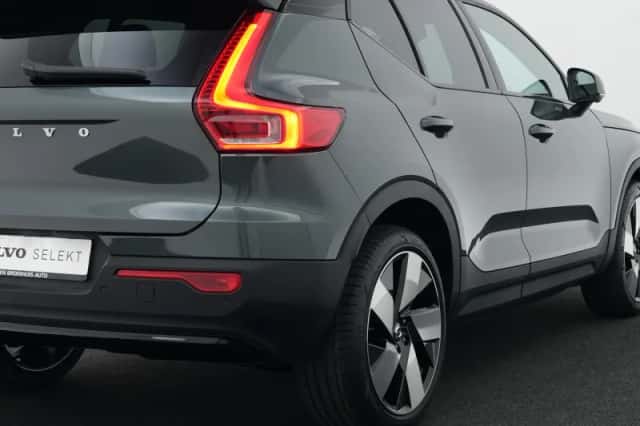 Volvo EX40 (2026) thumbnail 38