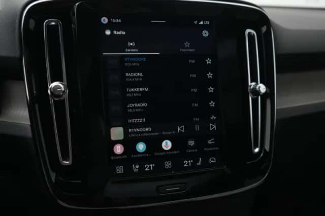Volvo EX40 (2026) thumbnail 40