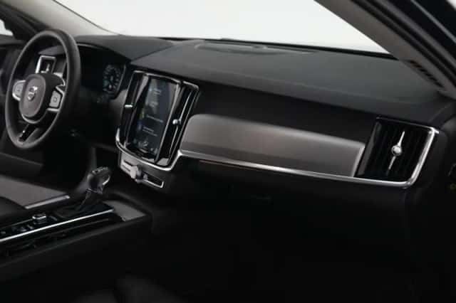 Volvo V90 (2018) thumbnail 11