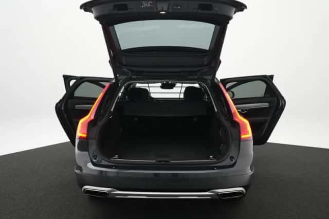 Volvo V90 (2018) thumbnail 13