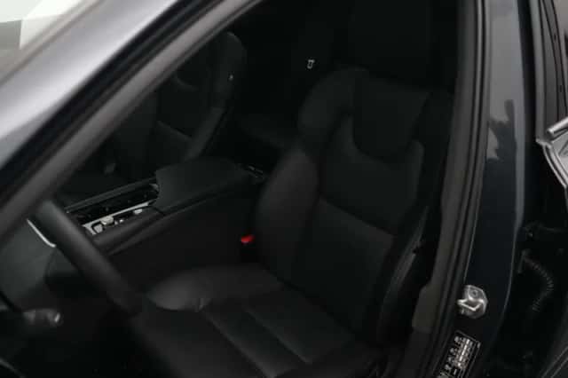 Volvo V90 (2018) thumbnail 28