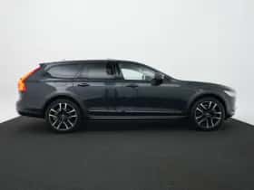 Volvo V90 (2018) thumbnail 4