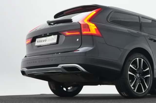 Volvo V90 (2018) thumbnail 34