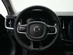 Volvo V90 (2018) thumbnail 36