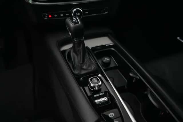 Volvo V90 (2018) thumbnail 51