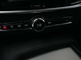 Volvo V90 (2018) thumbnail 52