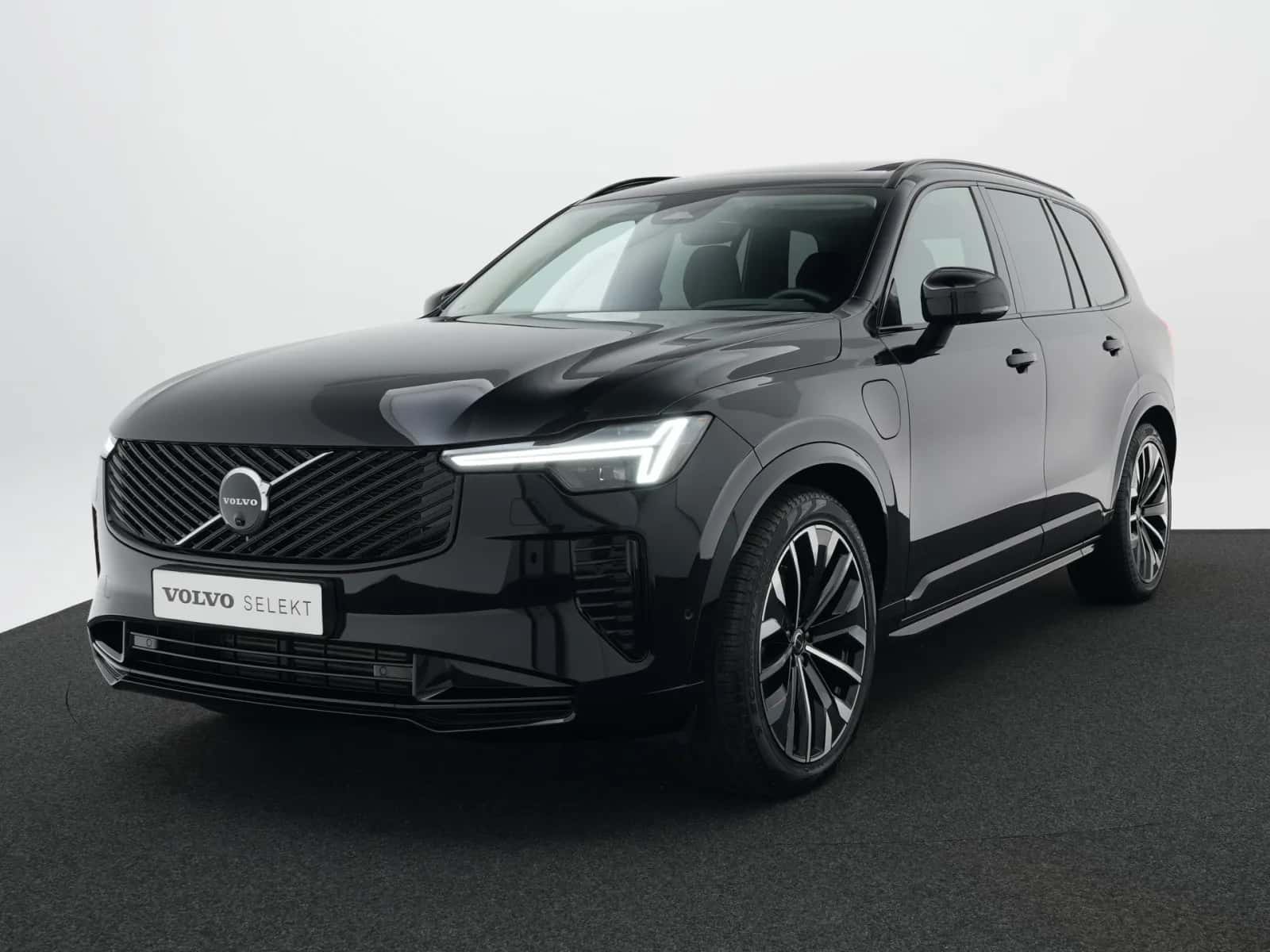 Volvo XC90 (2025) — foto 1