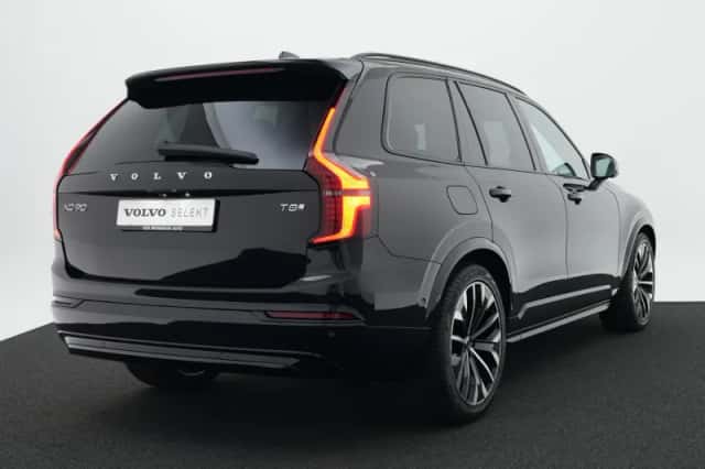 Volvo XC90 (2025) thumbnail 2