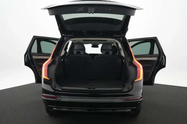 Volvo XC90 (2025) thumbnail 13