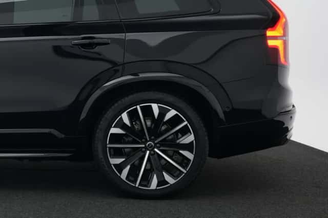 Volvo XC90 (2025) thumbnail 31