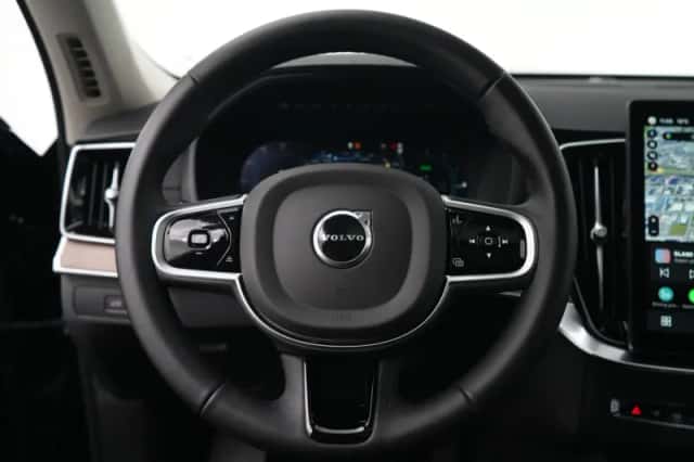 Volvo XC90 (2025) thumbnail 32