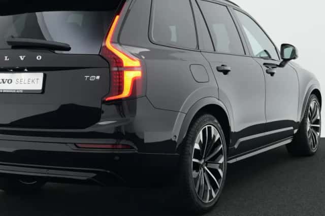 Volvo XC90 (2025) thumbnail 38
