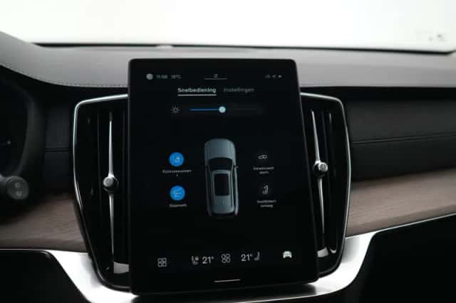 Volvo XC90 (2025) thumbnail 41