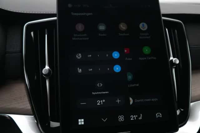 Volvo XC90 (2025) thumbnail 44