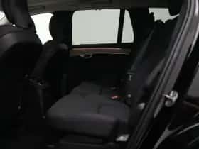 Volvo XC90 (2025) thumbnail 9