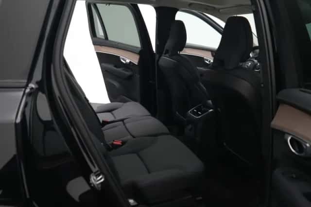 Volvo XC90 (2025) thumbnail 10