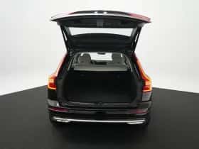 Volvo XC60 (2024) thumbnail 12