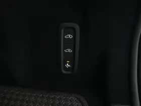 Volvo XC60 (2024) thumbnail 15