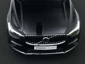Volvo XC60 (2024) thumbnail 39