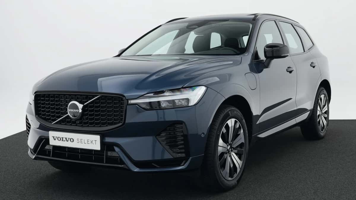 Volvo XC60 (2025) — foto 1