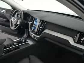 Volvo XC60 (2025) thumbnail 12