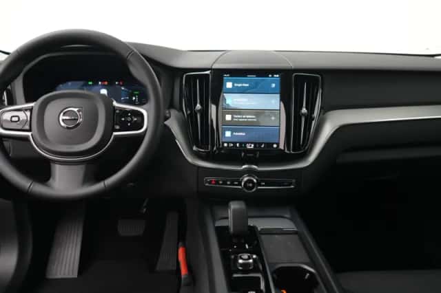 Volvo XC60 (2025) thumbnail 7
