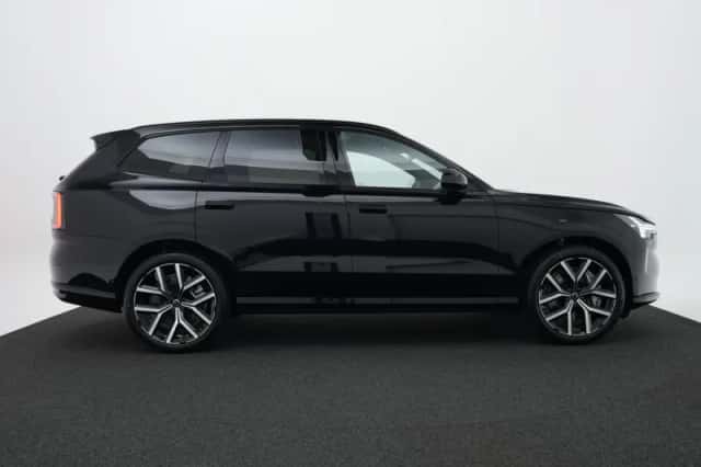 Volvo EX90 (2026) thumbnail 4