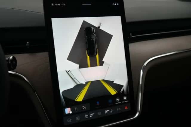 Volvo EX90 (2026) thumbnail 32