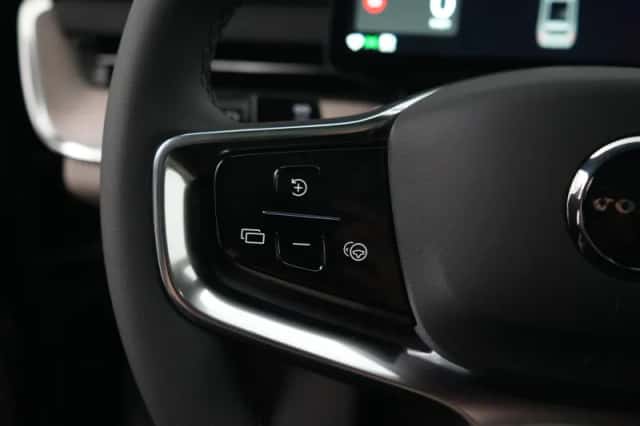 Volvo EX90 (2026) thumbnail 37