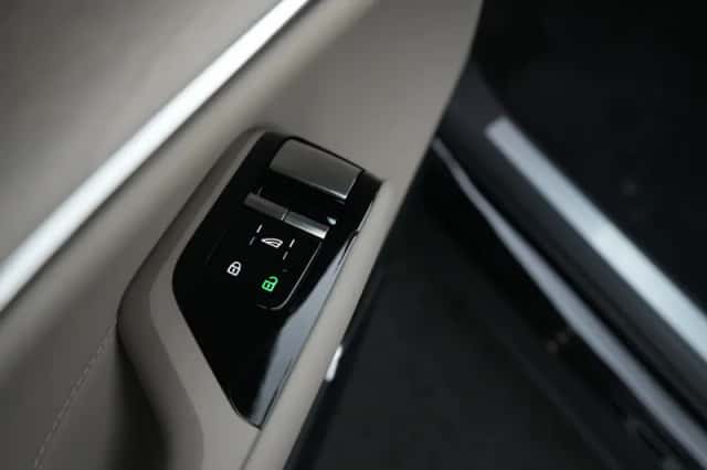 Volvo EX90 (2026) thumbnail 58