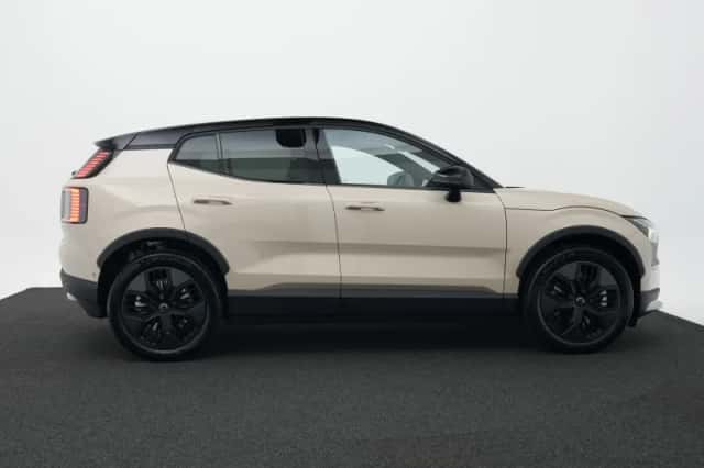 Volvo EX30 (2026) thumbnail 4