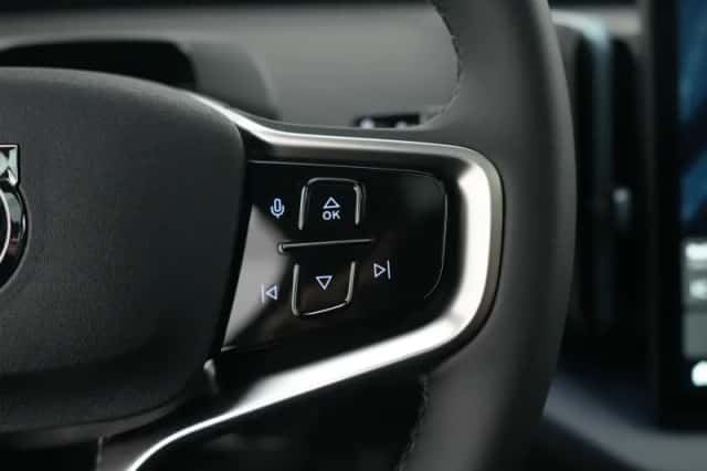 Volvo EX30 (2026) thumbnail 33